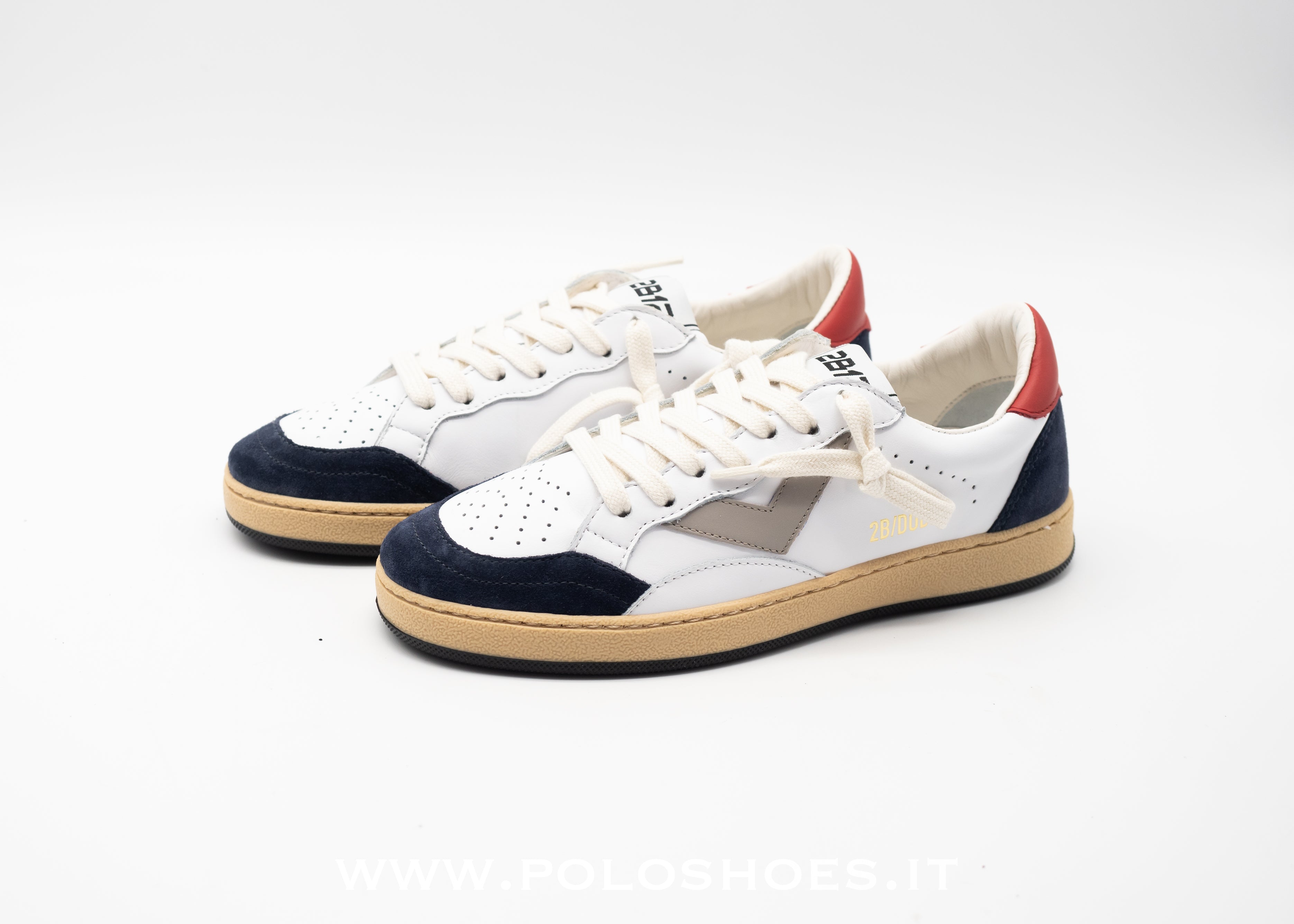 2B12 - PLAY SNEAKERS WHITE