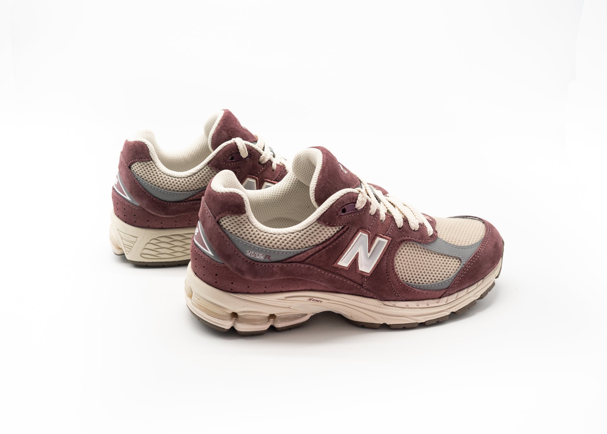 NEW BALANCE - NEW BALANCE 2002R WASHED BURGUNDY TIMBERWOLF GREY