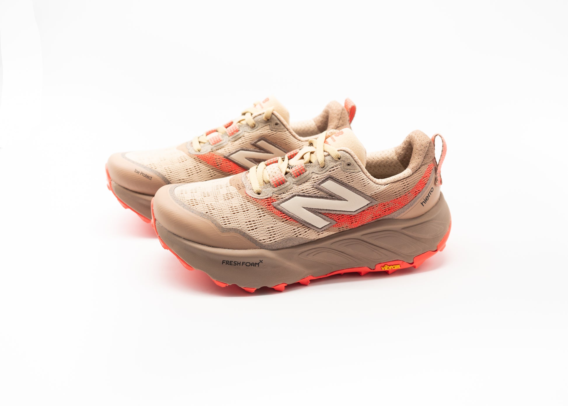 NEW BALANCE - NEW BALANCE FRESH FOAM X HIERRO  V9 DESERT CLAY  FLAT TAUPE E URGENT RED