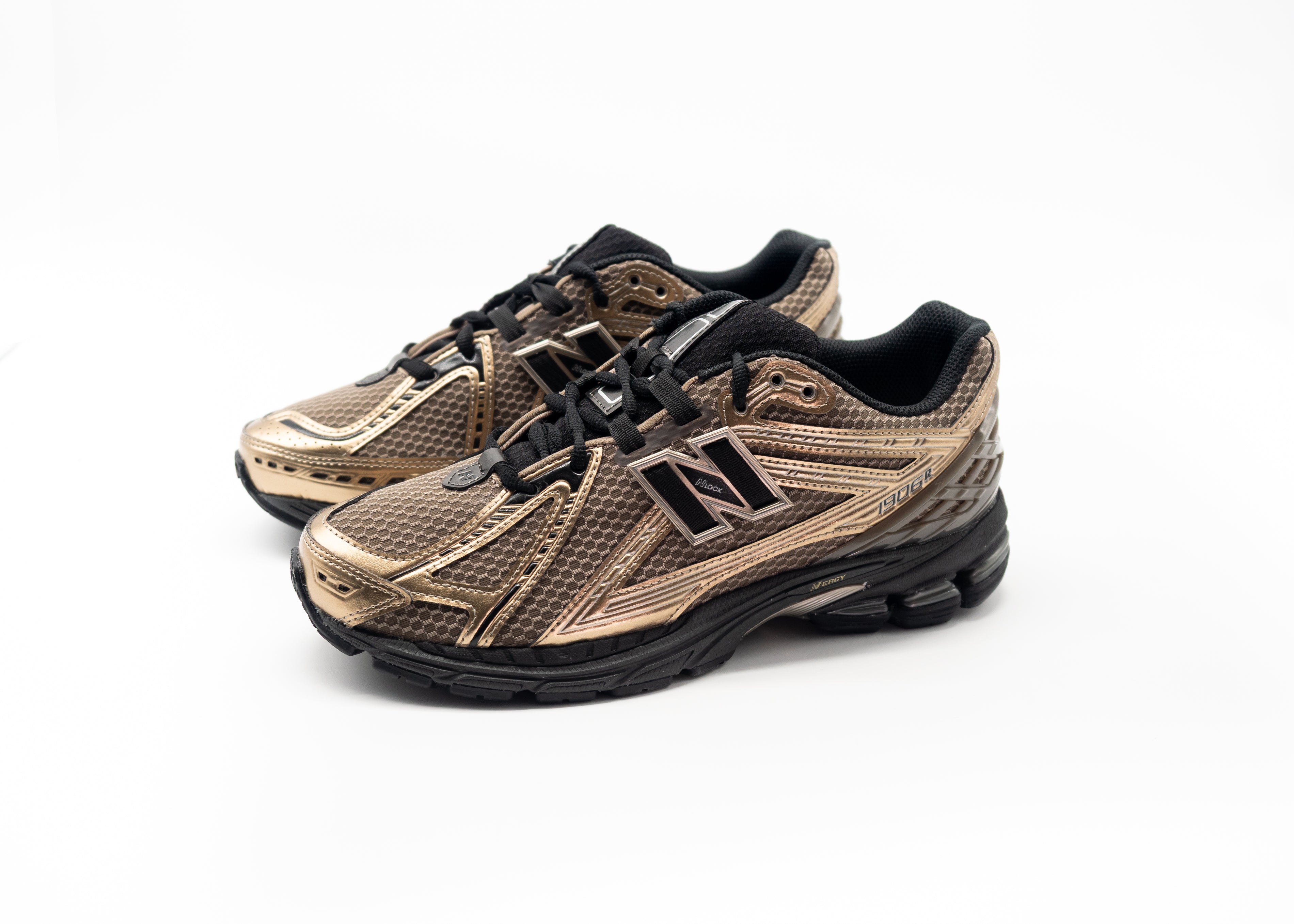 NEW BALANCE - NEW BALANCE 1906R MUSHROOM CON BLACK E BLACK METALLIC