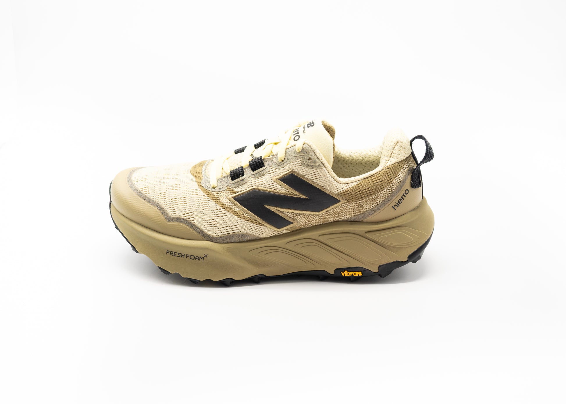 NEW BALANCE - NEW BALANCE FRESH FOAM X HIERRO V9 BEIGE