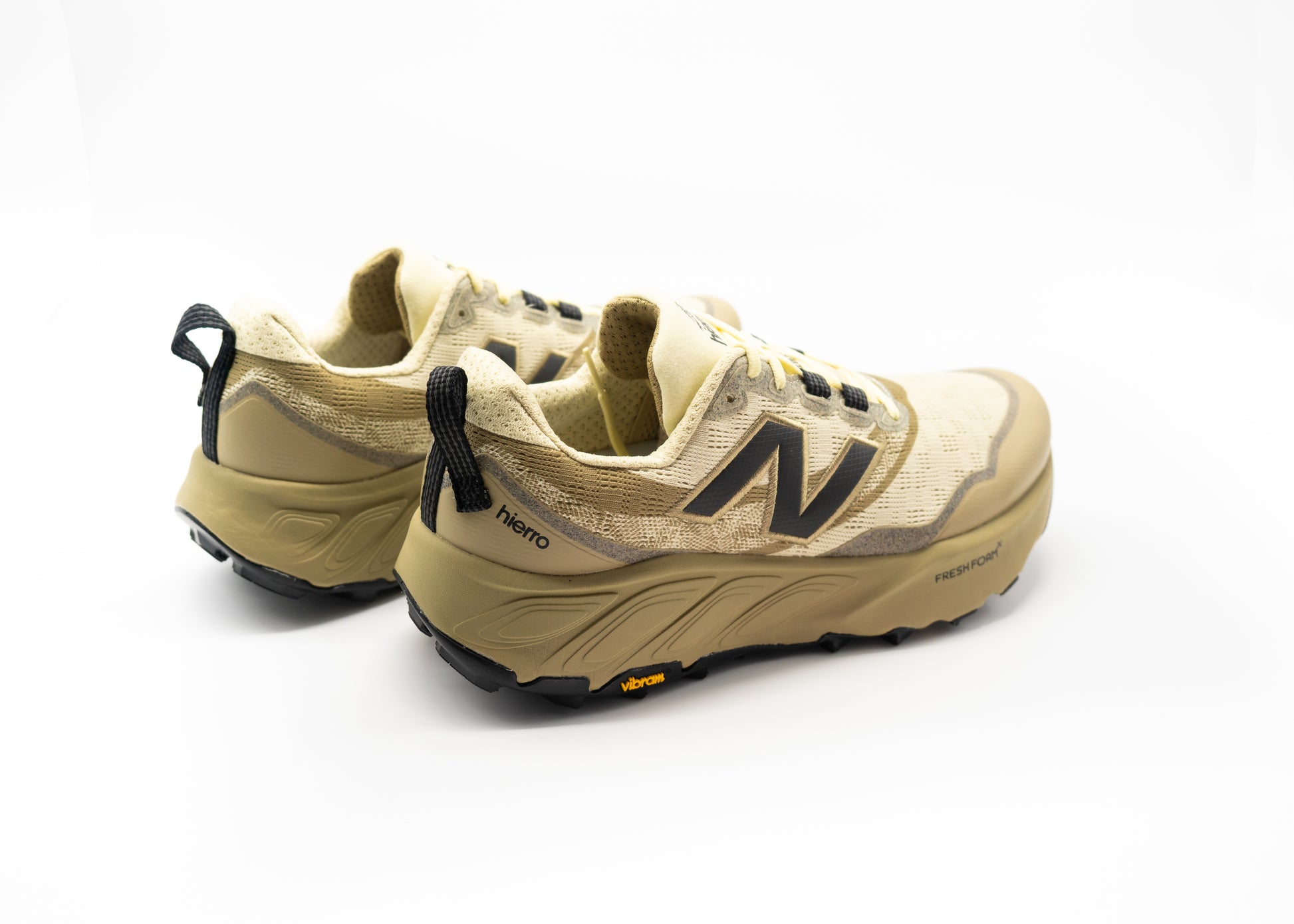 NEW BALANCE - NEW BALANCE FRESH FOAM X HIERRO V9 BEIGE