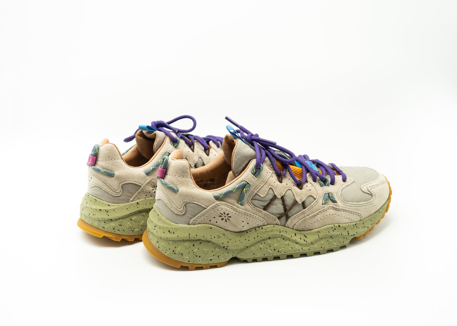 FLOWER MOUNTAIN - YAMABUSHI CLOUD GREY