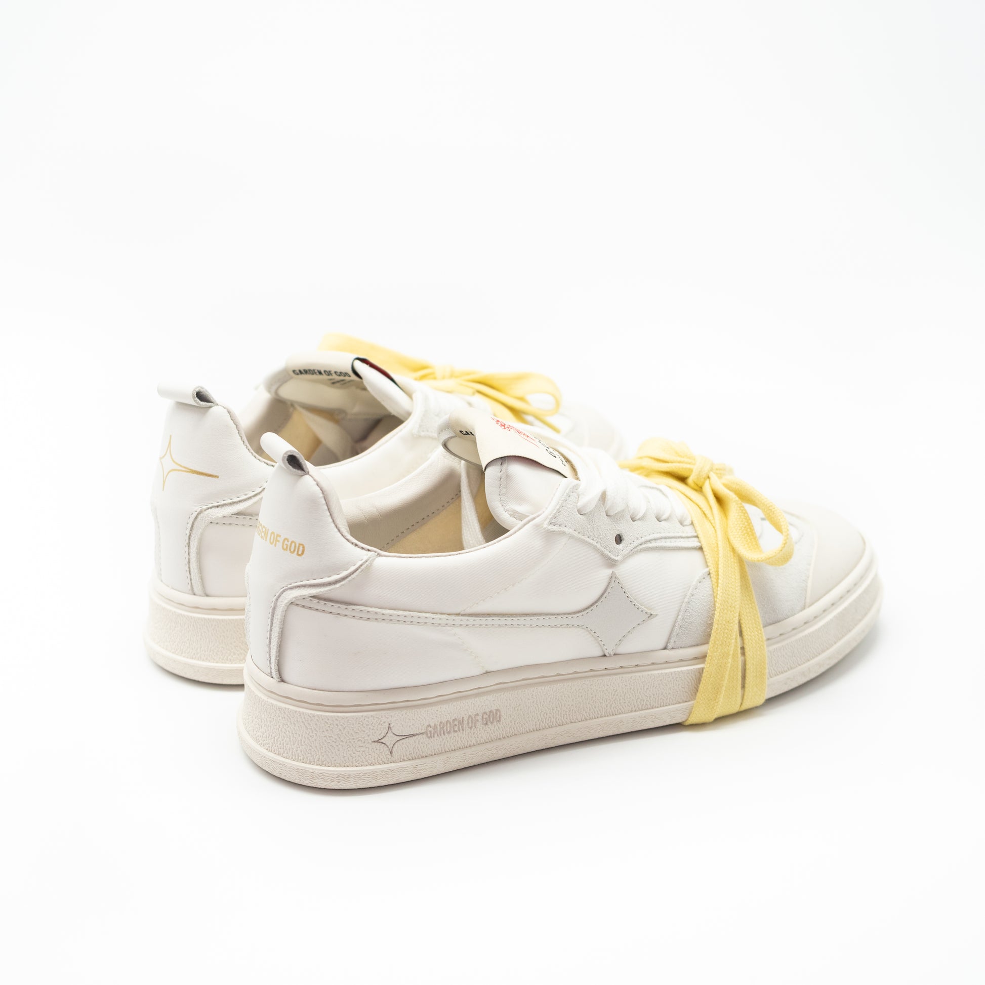 GARDEN OF GOD - APPLE NYLON WHITE