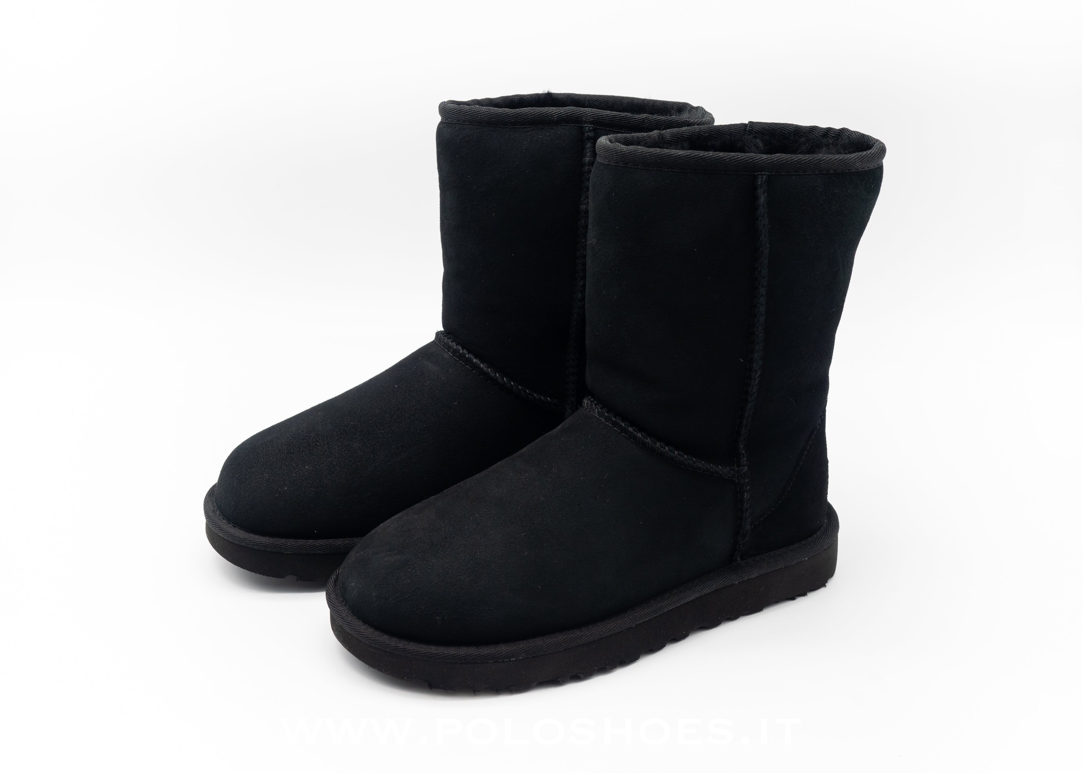 UGG - CLASSIC SHORT II BLACK