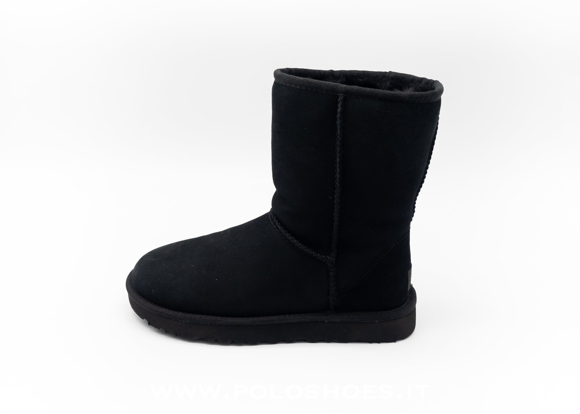 UGG - CLASSIC SHORT II BLACK