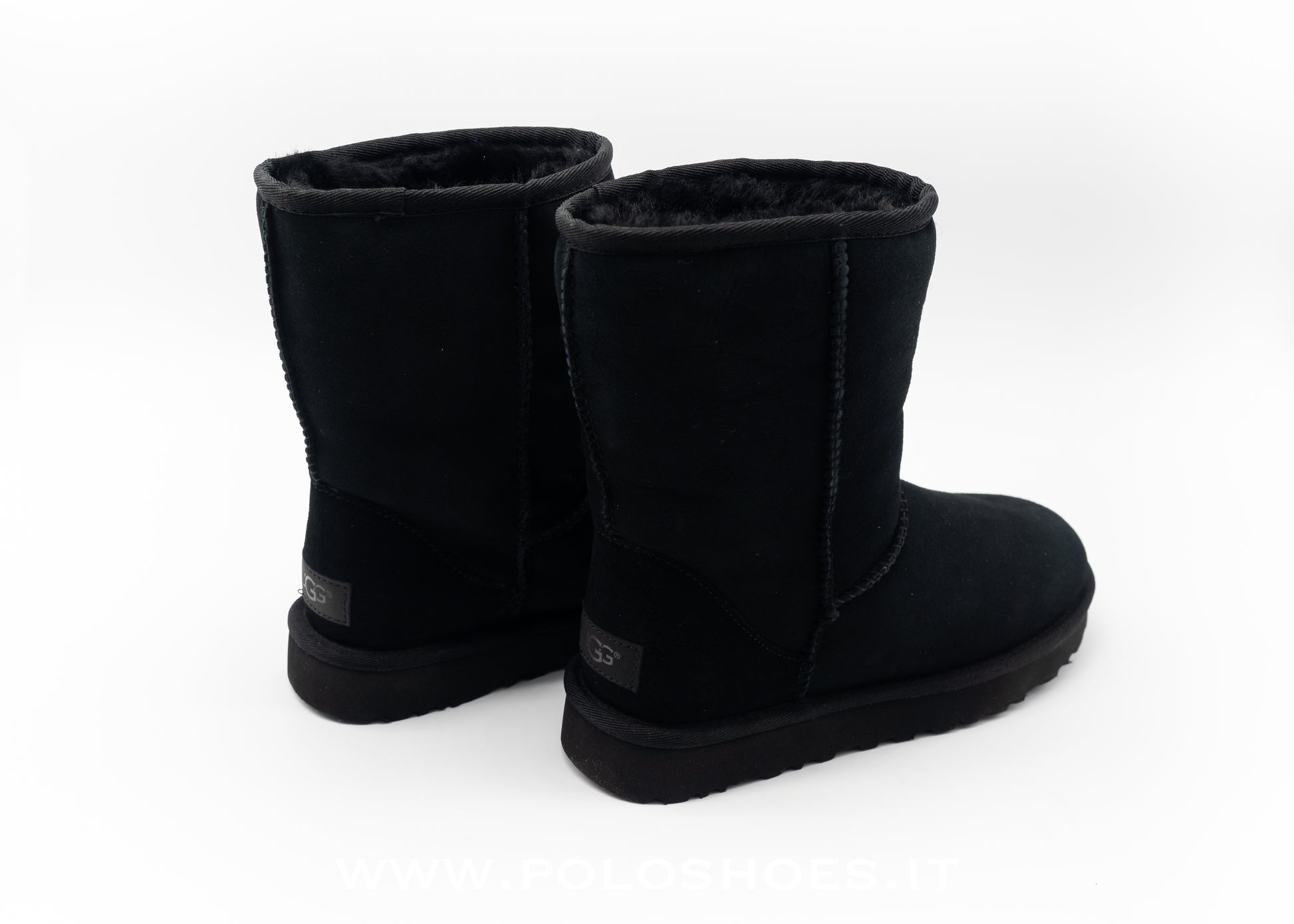 UGG - CLASSIC SHORT II BLACK