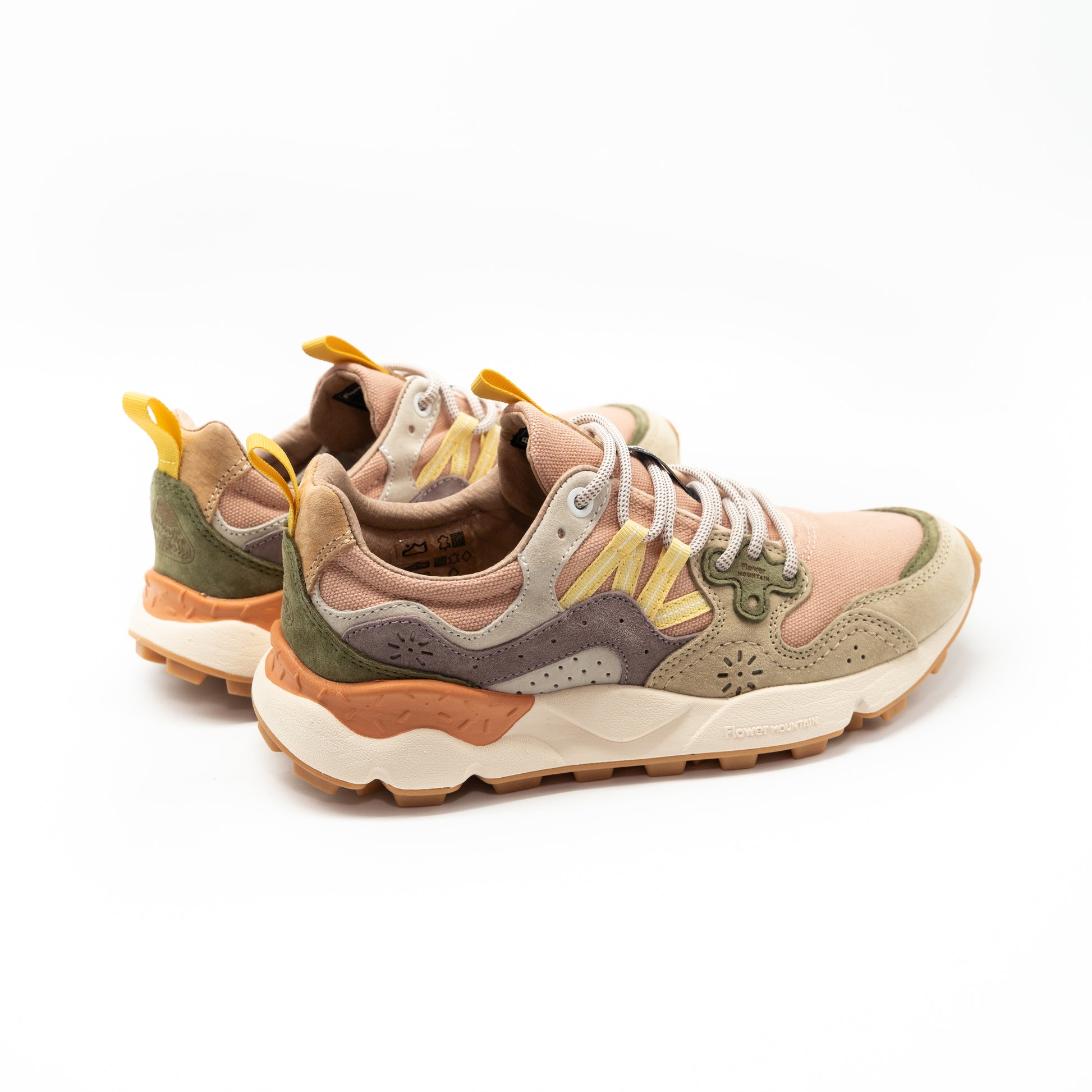 FLOWER MOUNTAIN - YAMANO 3 LIGHT BROWN ROSE