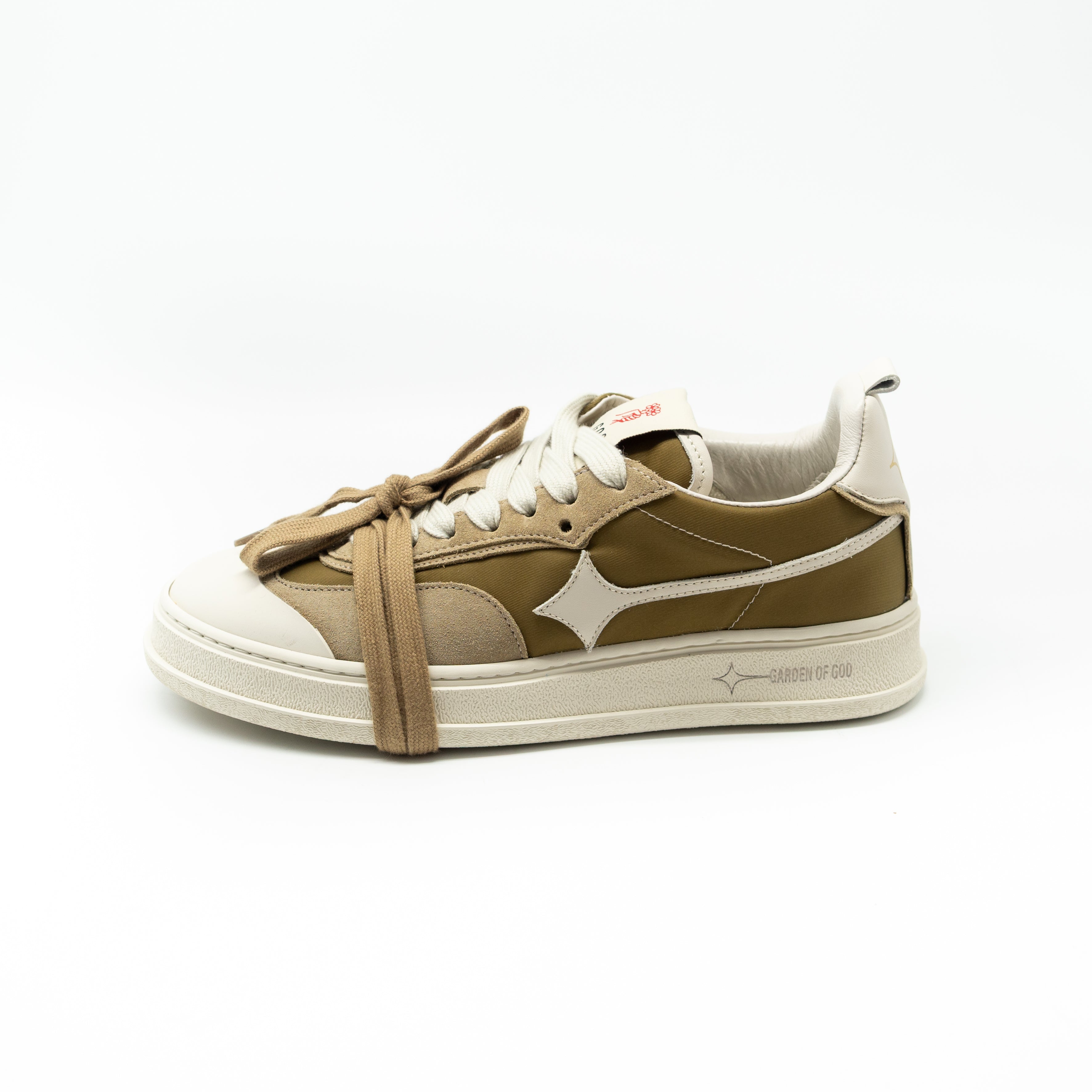 GARDEN OF GOD - APPLE NYLON TAUPE
