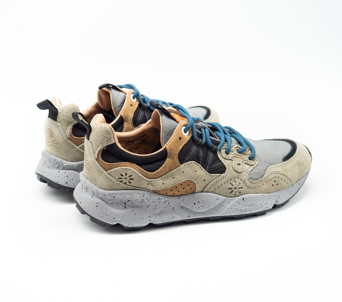 FLOWER MOUNTAIN - YAMANO 3 DARK BEIGE GREY BLACK