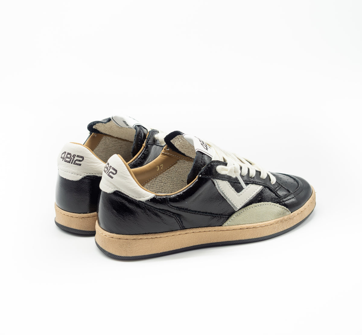 4B12 - PLAY NEW BLACK