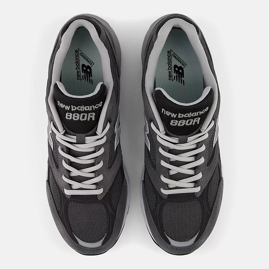 NEW BALANCE - NEW BALANCE 880R SLATE GREY