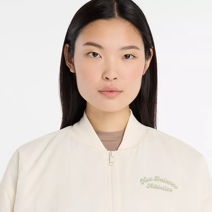 NEW BALANCE - LINEAR HERITAGE BOMBER JACKET PERMAFROST